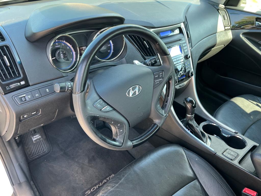 2013 Hyundai Sonata SE 2.0T photo