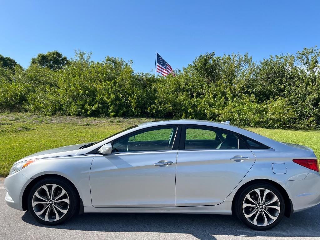2013 Hyundai Sonata SE 2.0T photo
