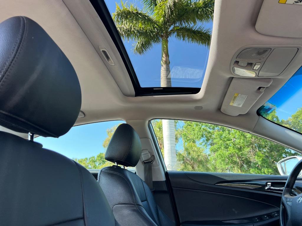 2013 Hyundai Sonata SE 2.0T photo