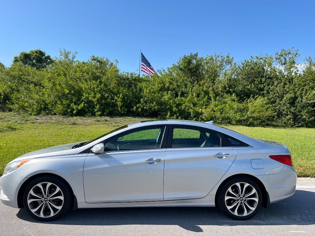 2013 Hyundai Sonata SE 2.0T photo