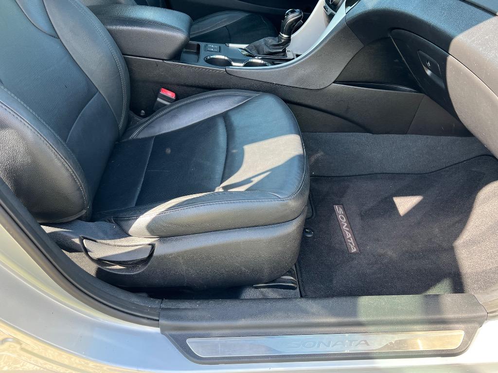 2013 Hyundai Sonata SE 2.0T photo