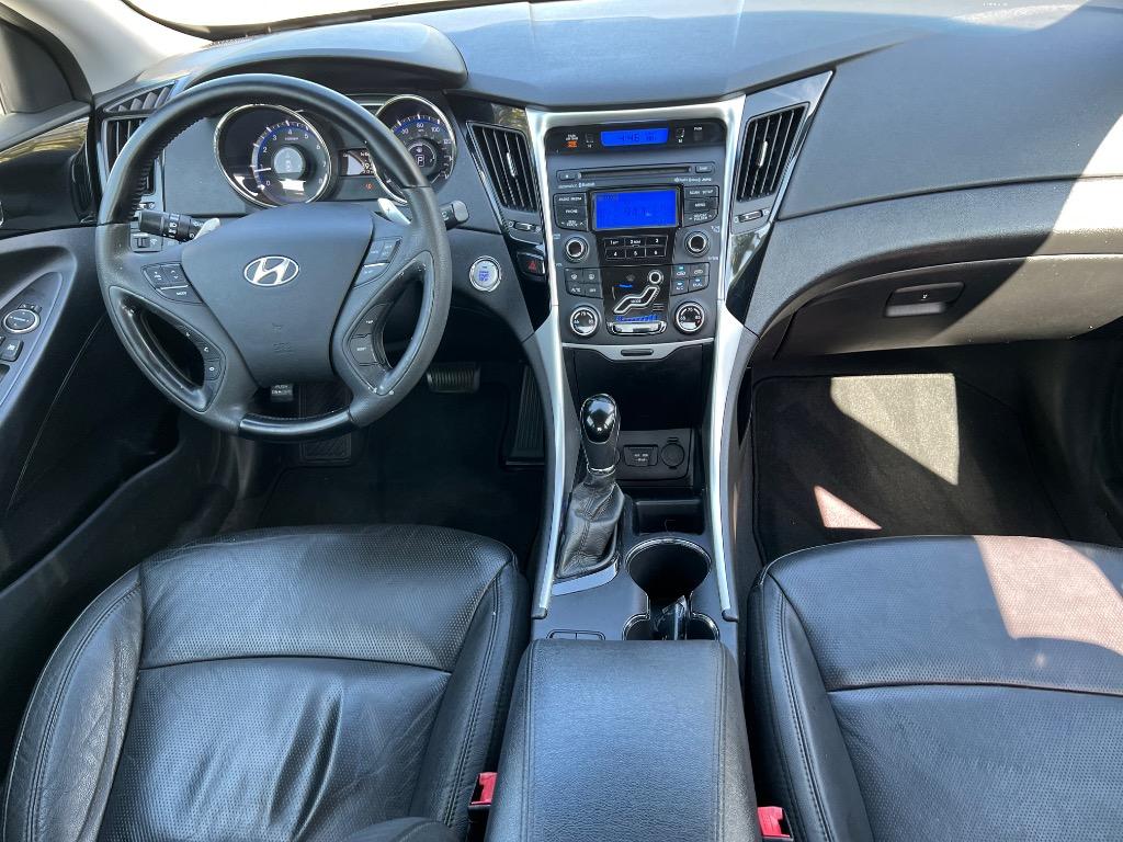 2013 Hyundai Sonata SE 2.0T photo
