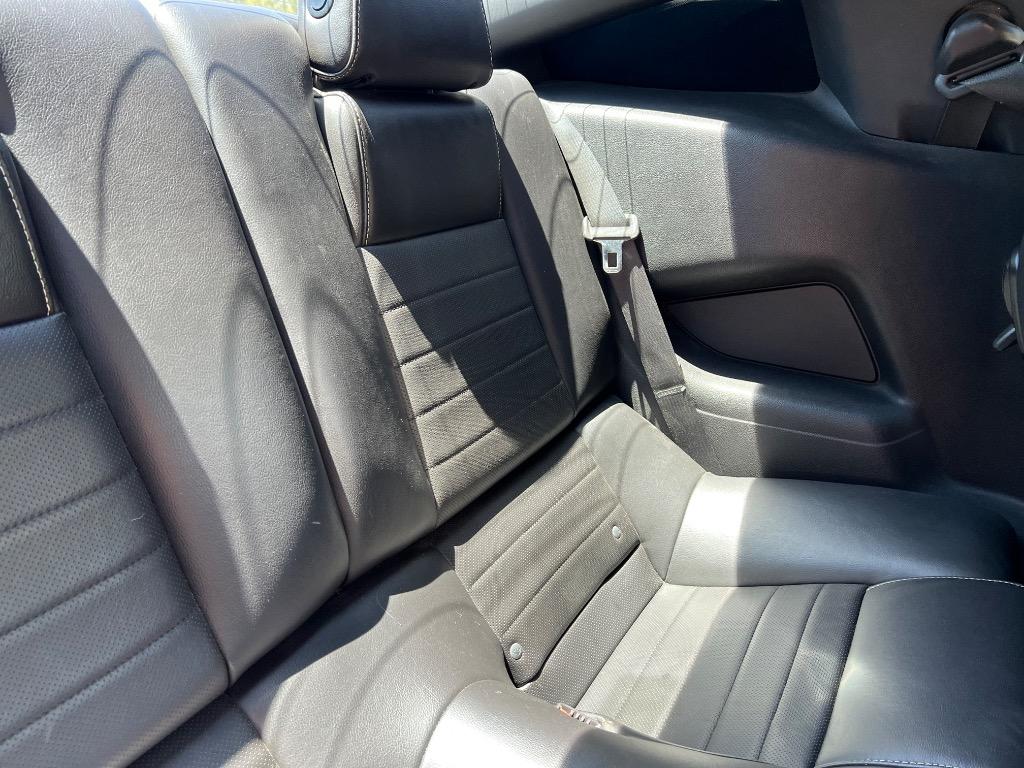 2013 Ford Mustang V6 photo