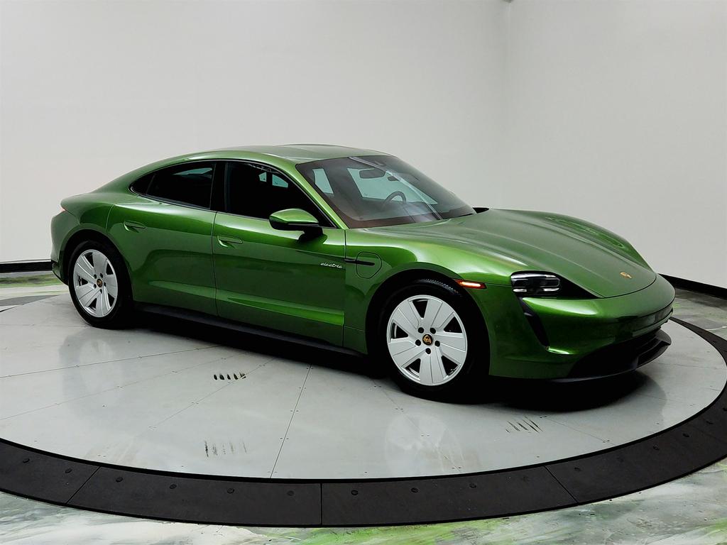 2021 Porsche Taycan  photo