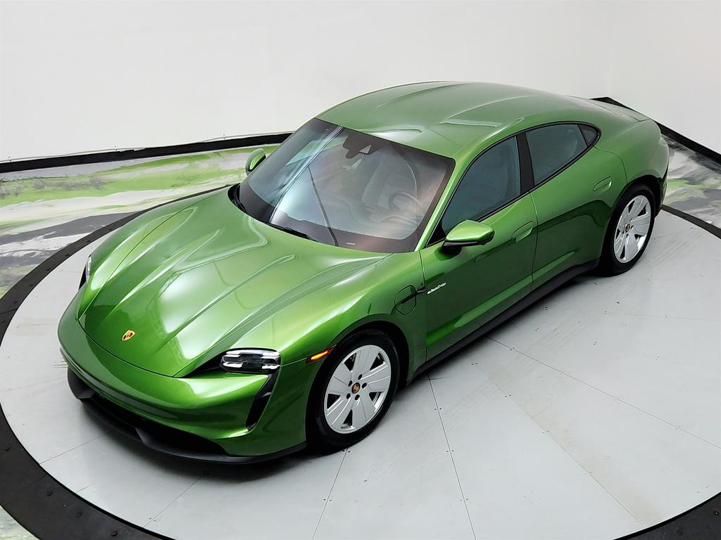 2021 Porsche Taycan  photo