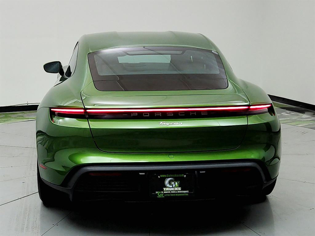 2021 Porsche Taycan  photo
