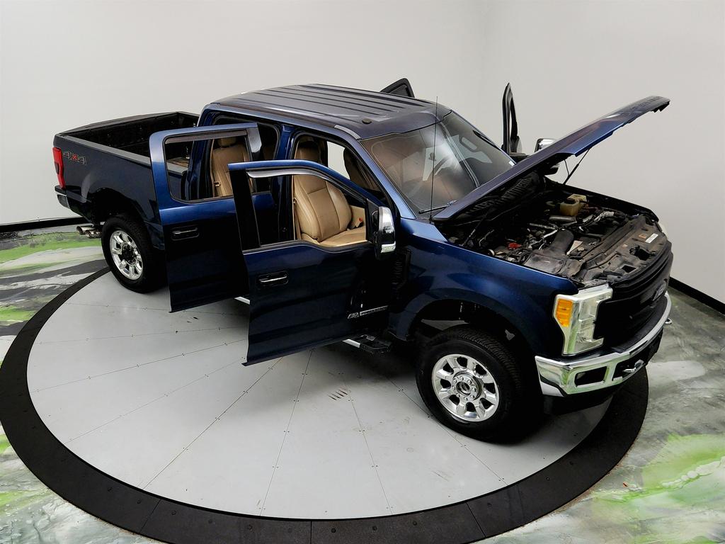 2017 Ford F250sd Lariat photo