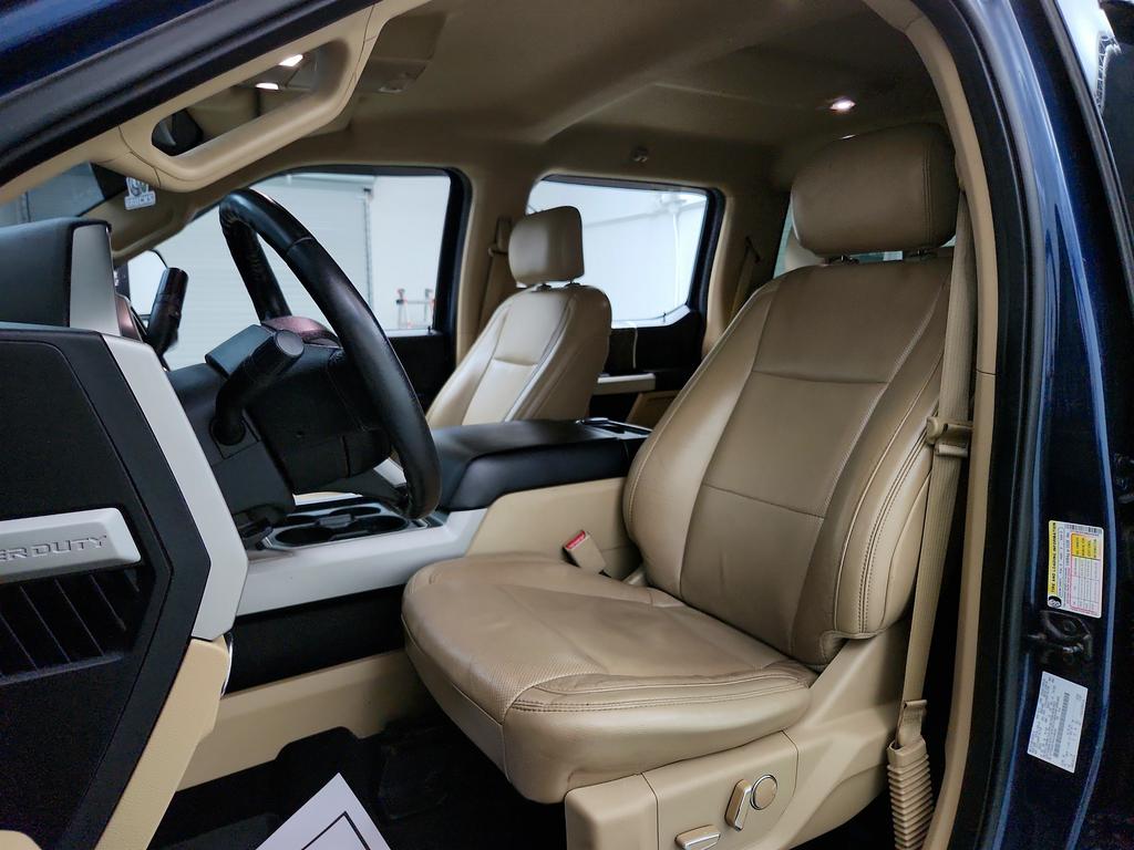 2017 Ford F250sd Lariat photo