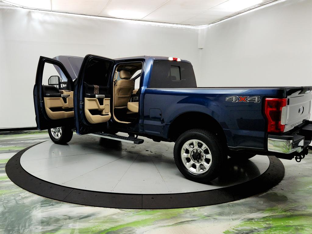 2017 Ford F250sd Lariat photo