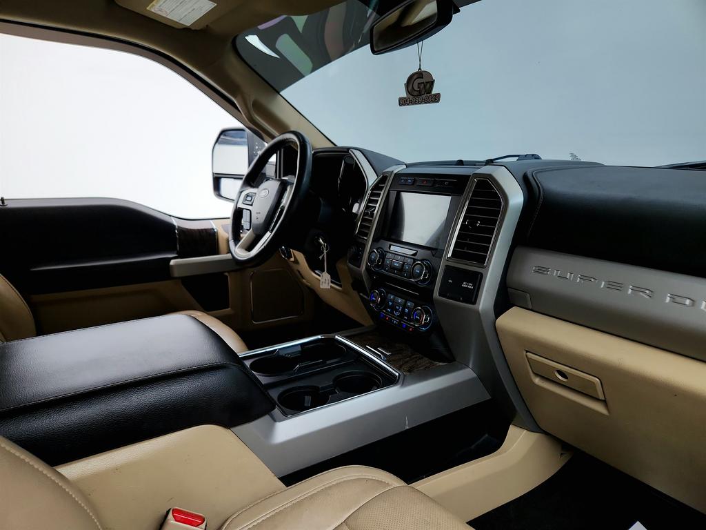 2017 Ford F250sd Lariat photo