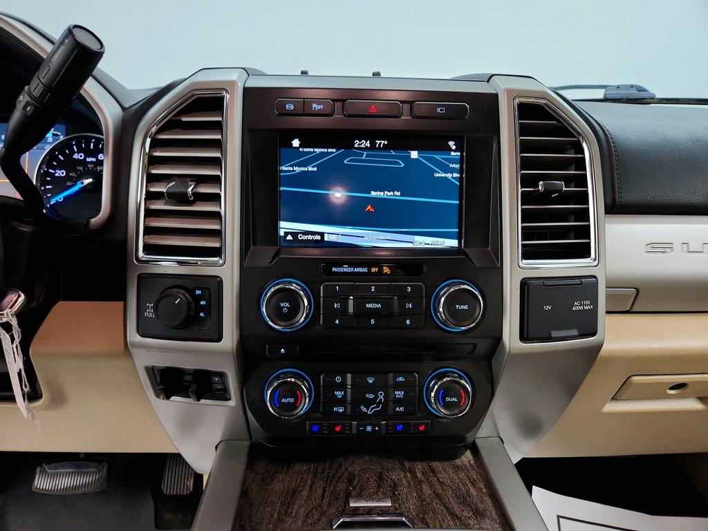 2017 Ford F250sd Lariat photo