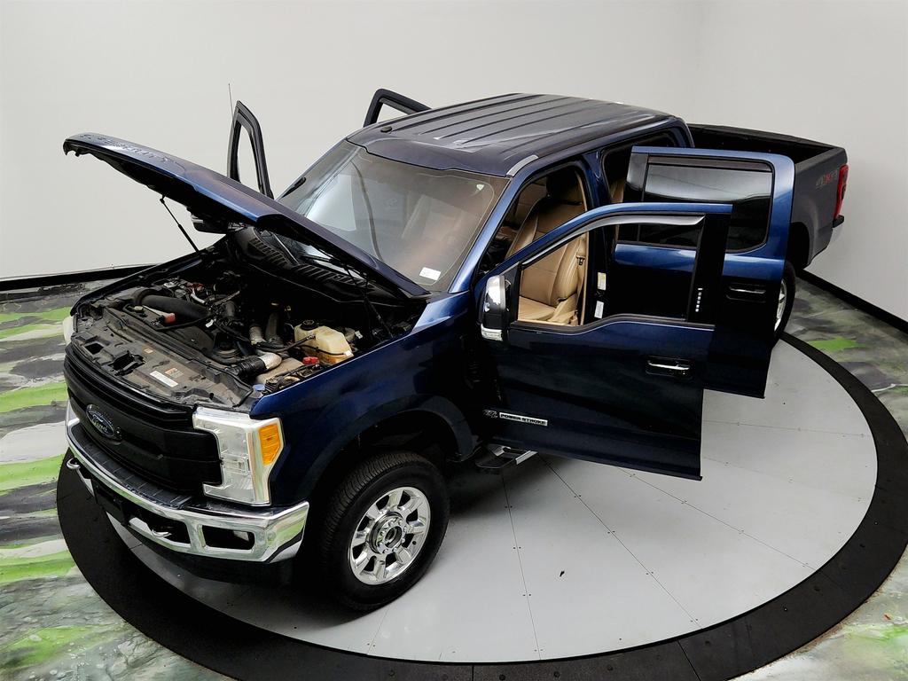 2017 Ford F250sd Lariat photo
