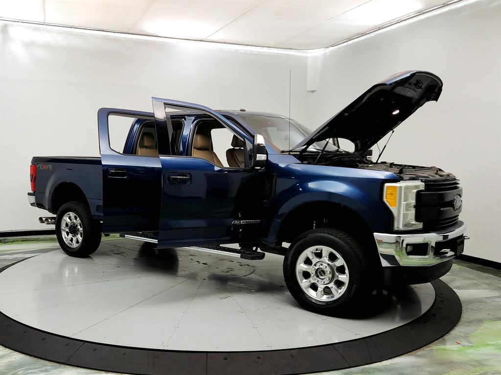 2017 Ford F250sd Lariat photo
