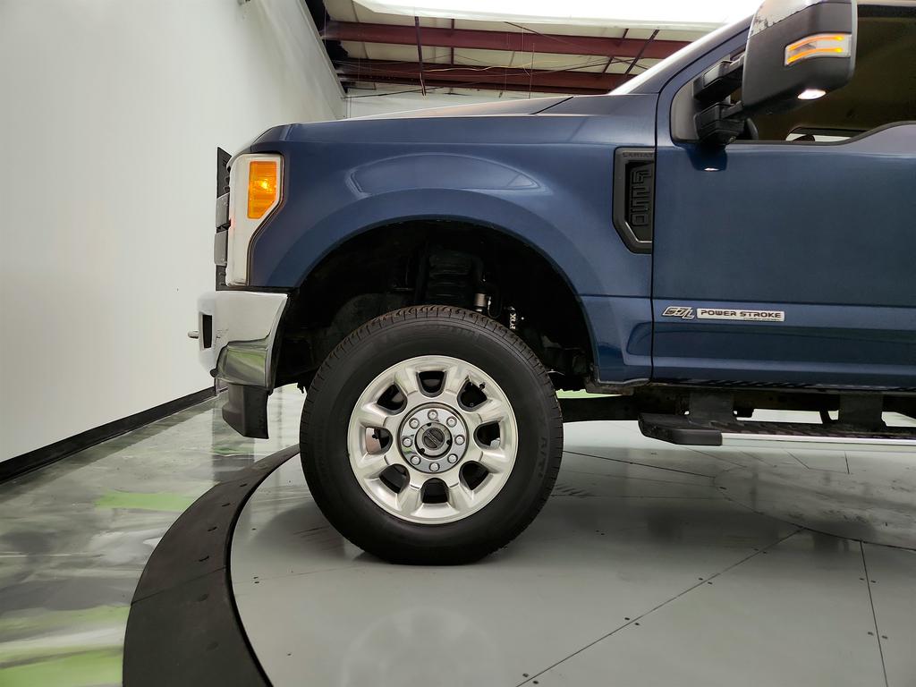 2017 Ford F250sd Lariat photo