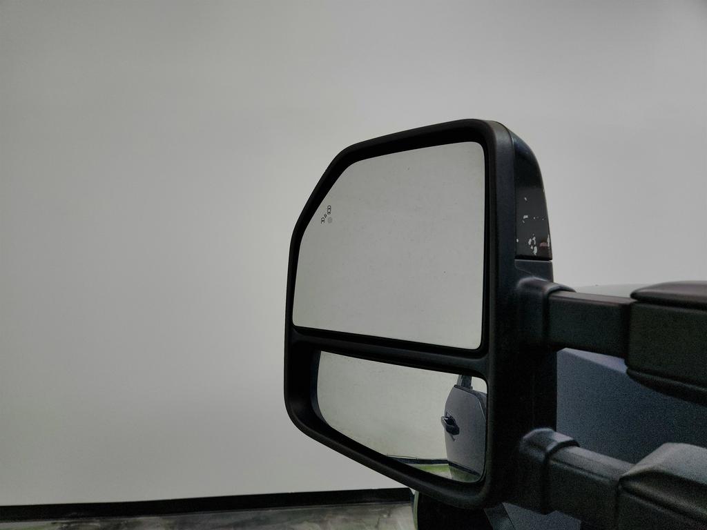 2017 Ford F250sd Lariat photo