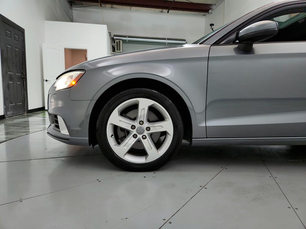 2017 Audi A3 Premium photo