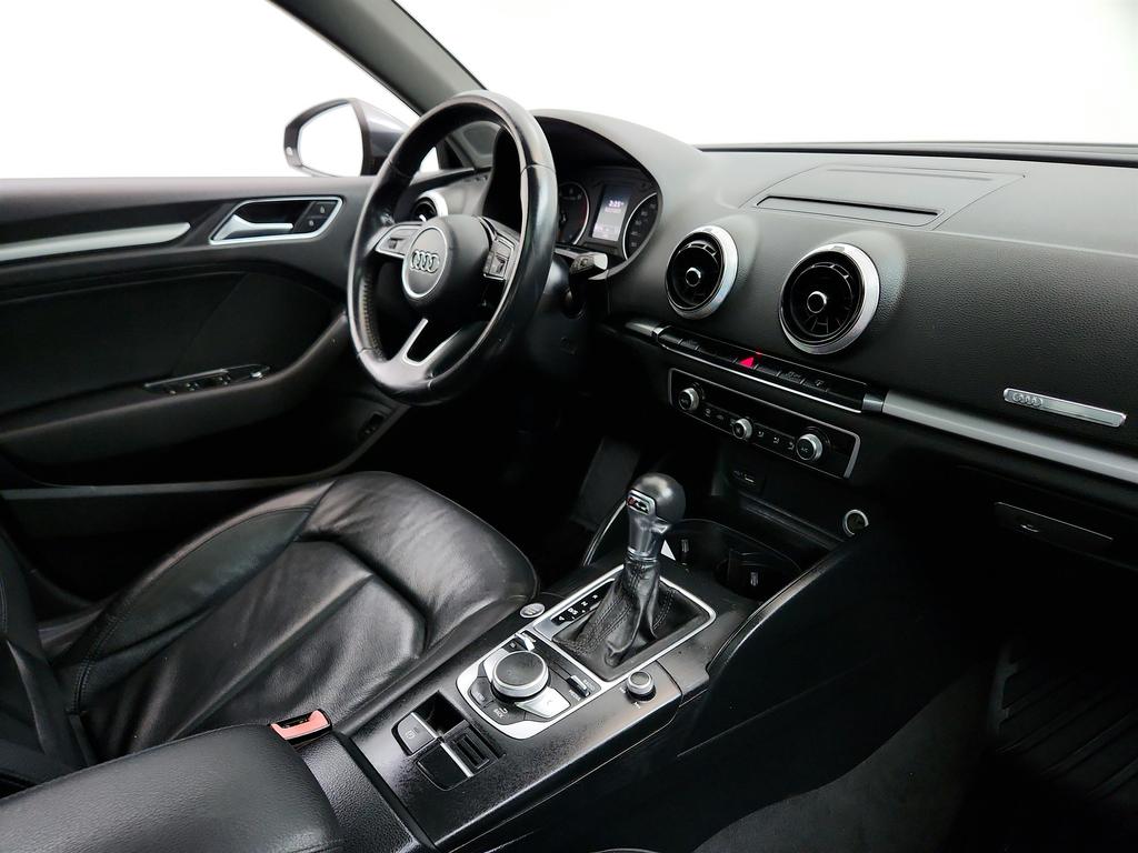 2017 Audi A3 Premium photo