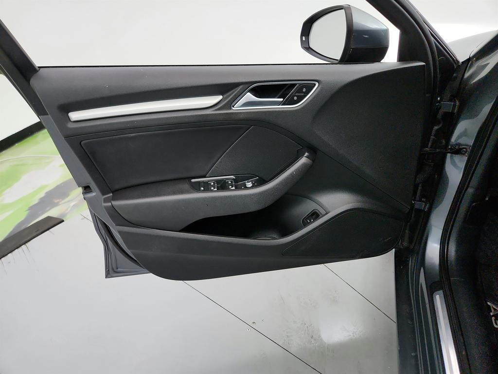2017 Audi A3 Premium photo