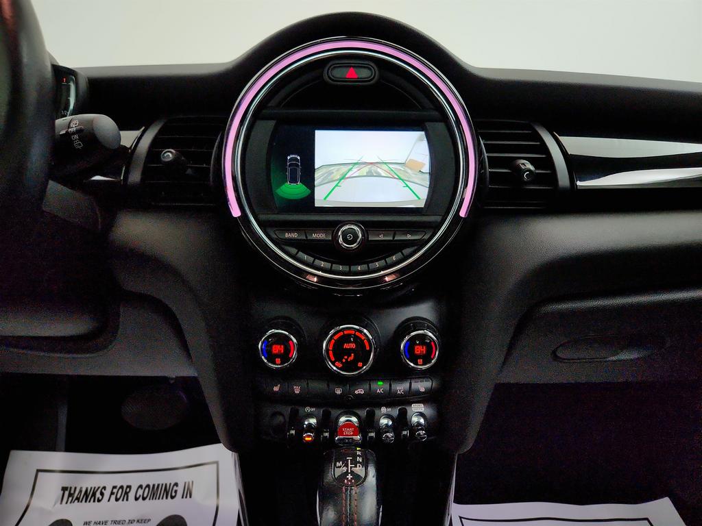 2019 MINI Cooper S photo