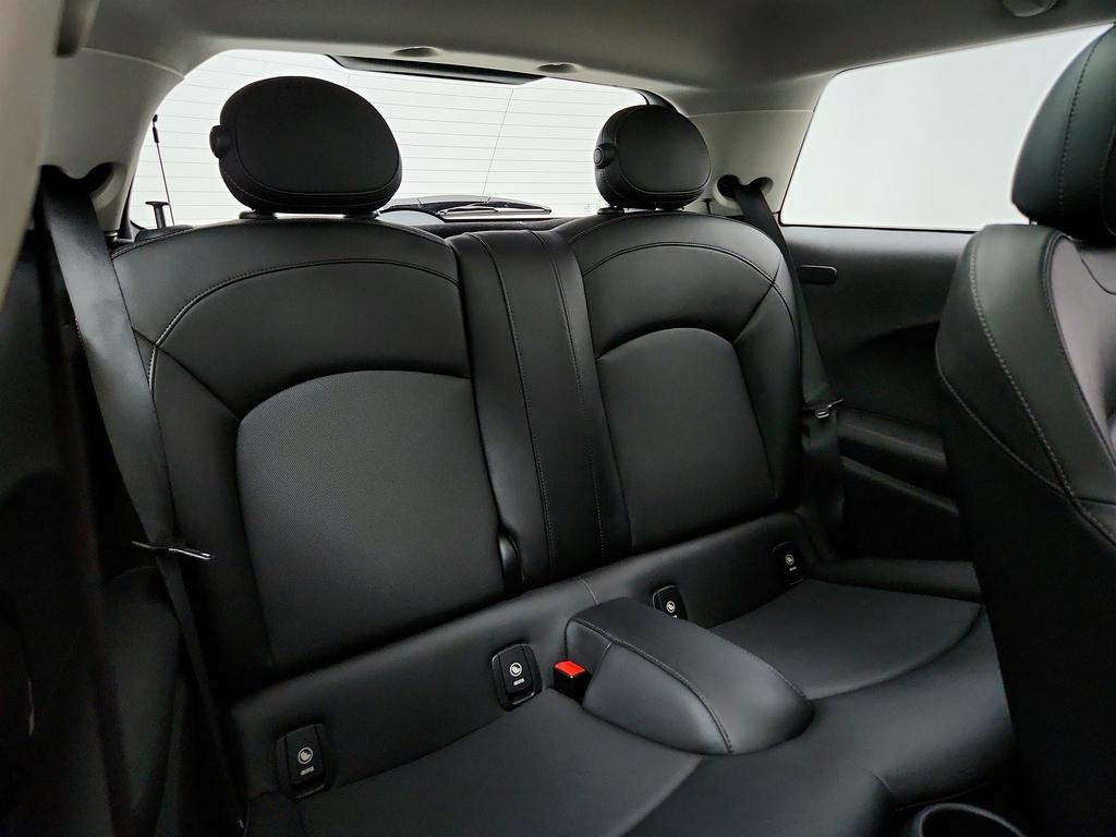 2019 MINI Cooper S photo