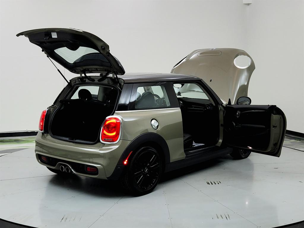 2019 MINI Cooper S photo