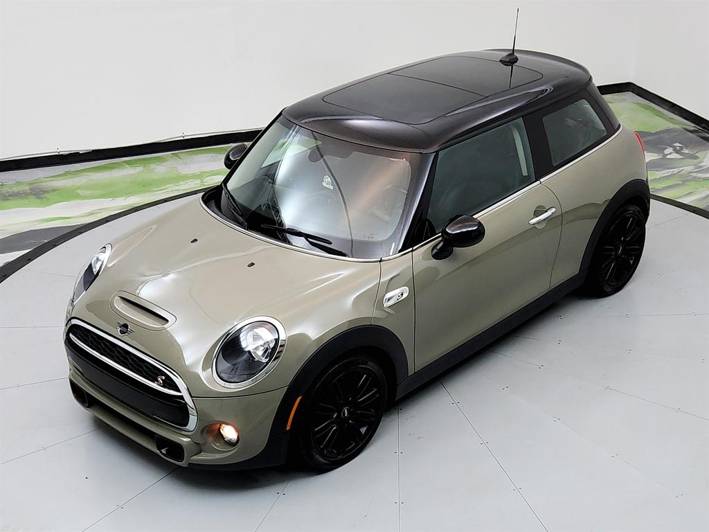 2019 MINI Cooper S photo