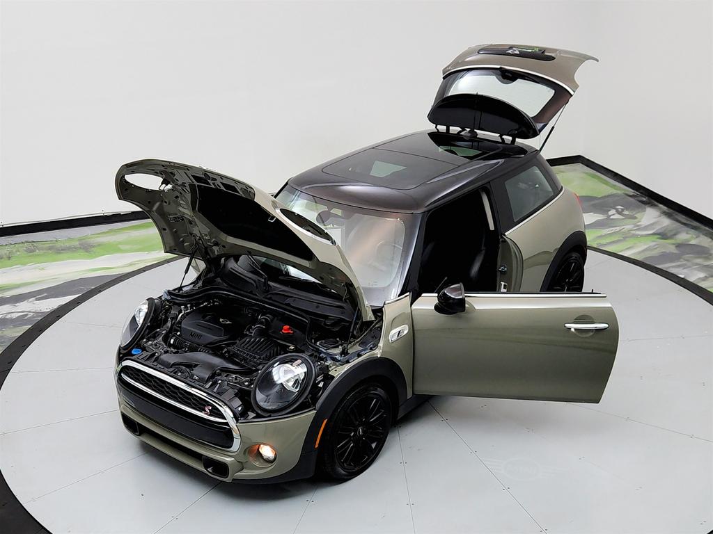 2019 MINI Cooper S photo