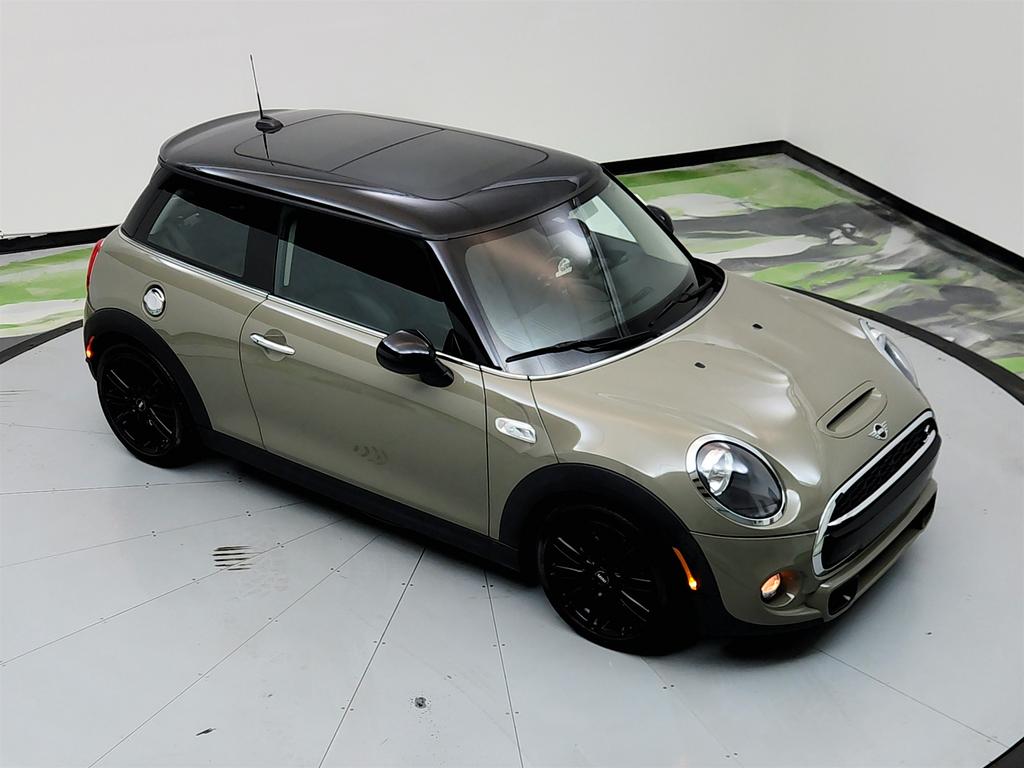2019 MINI Cooper S photo