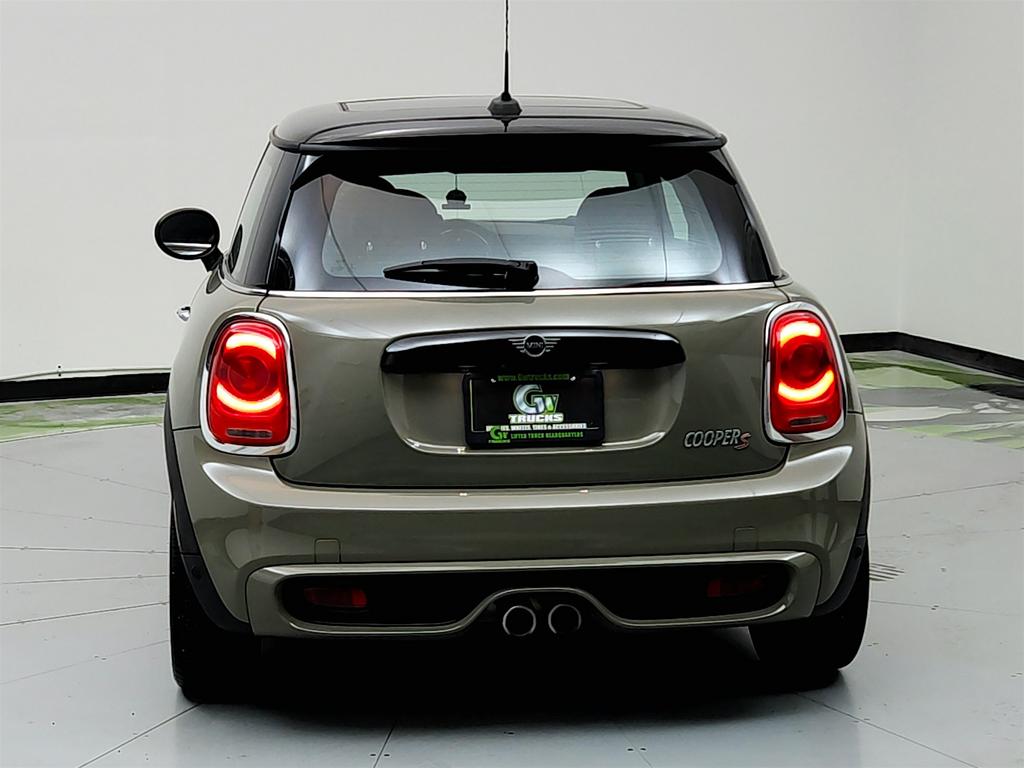 2019 MINI Cooper S photo