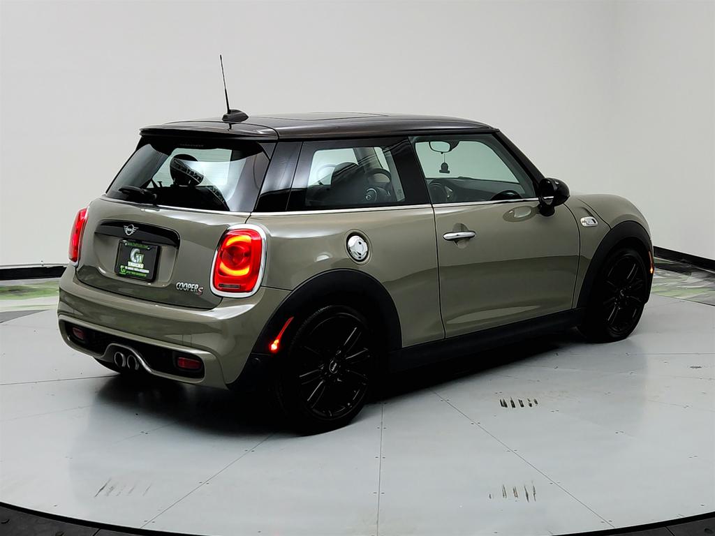 2019 MINI Cooper S photo