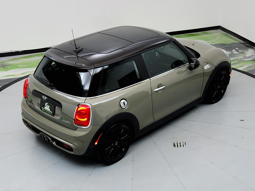 2019 MINI Cooper S photo