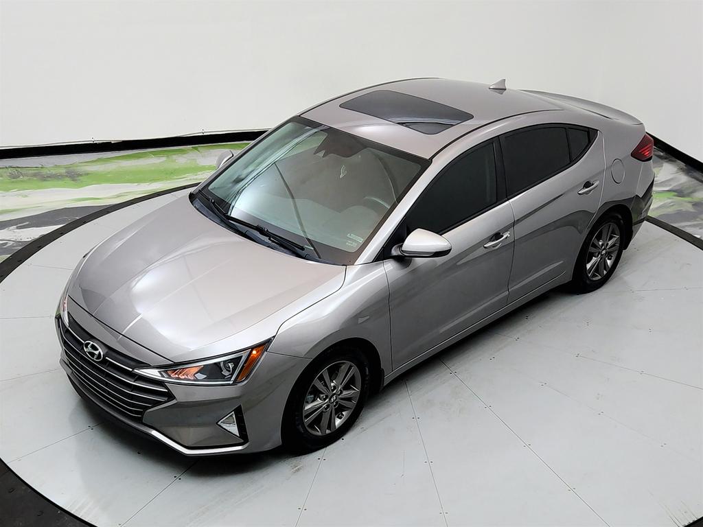 2020 Hyundai Elantra Value Edition photo