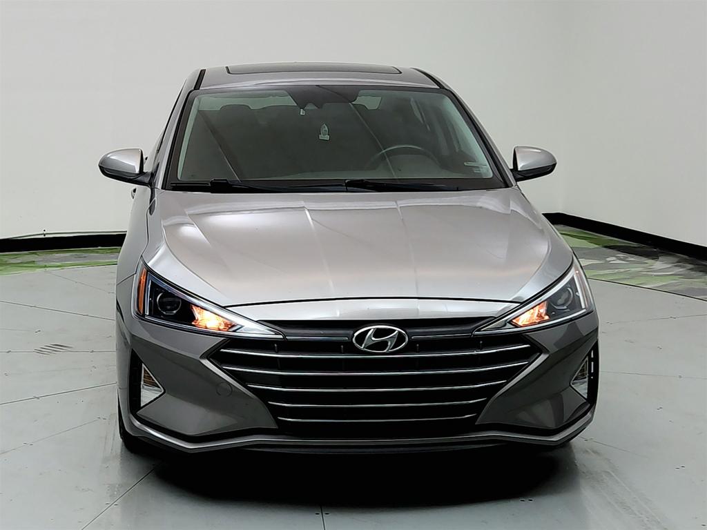 2020 Hyundai Elantra Value Edition photo