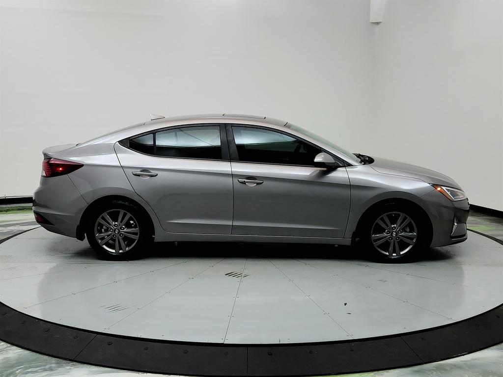 2020 Hyundai Elantra Value Edition photo