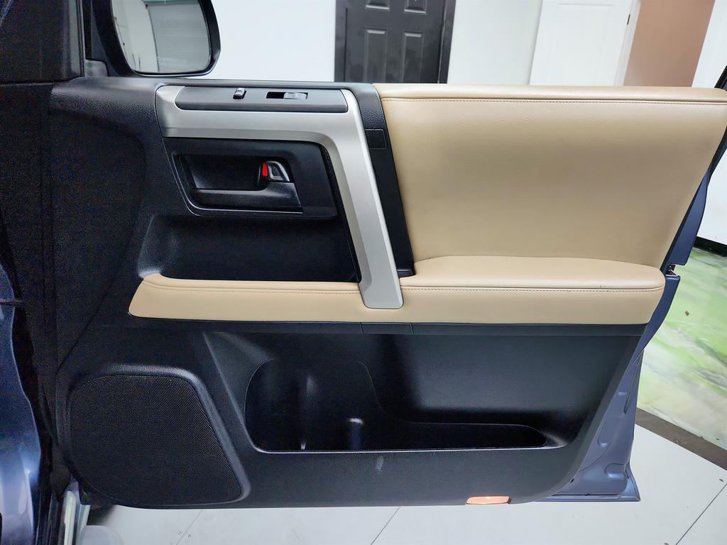 2011 Toyota 4Runner SR5 photo