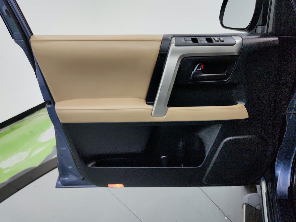 2011 Toyota 4Runner SR5 photo