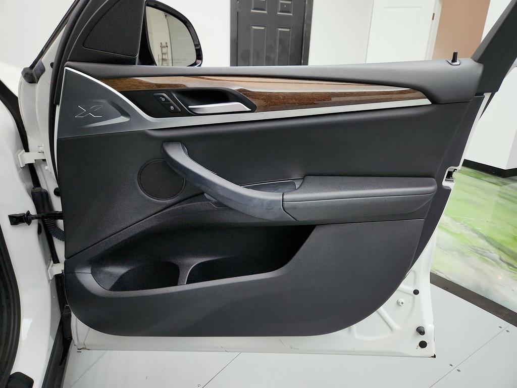 2019 BMW X3 Sdrive30i photo