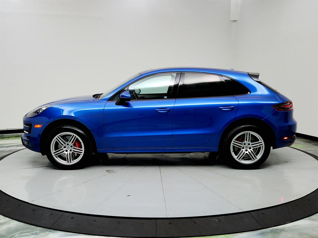 2017 Porsche Macan Turbo photo