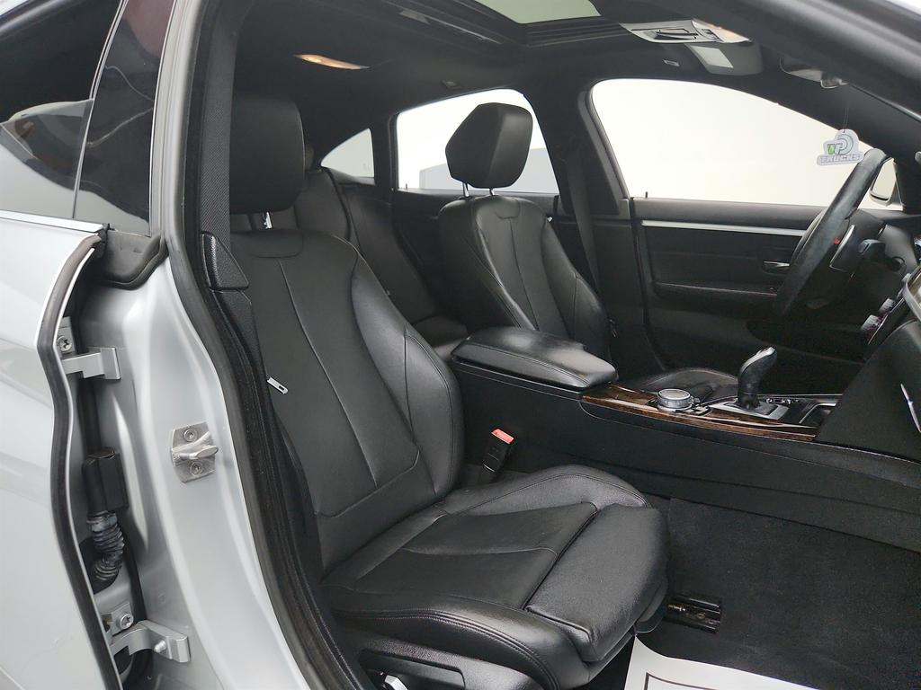 2016 BMW 4-Series 428xi Gran Coupe photo