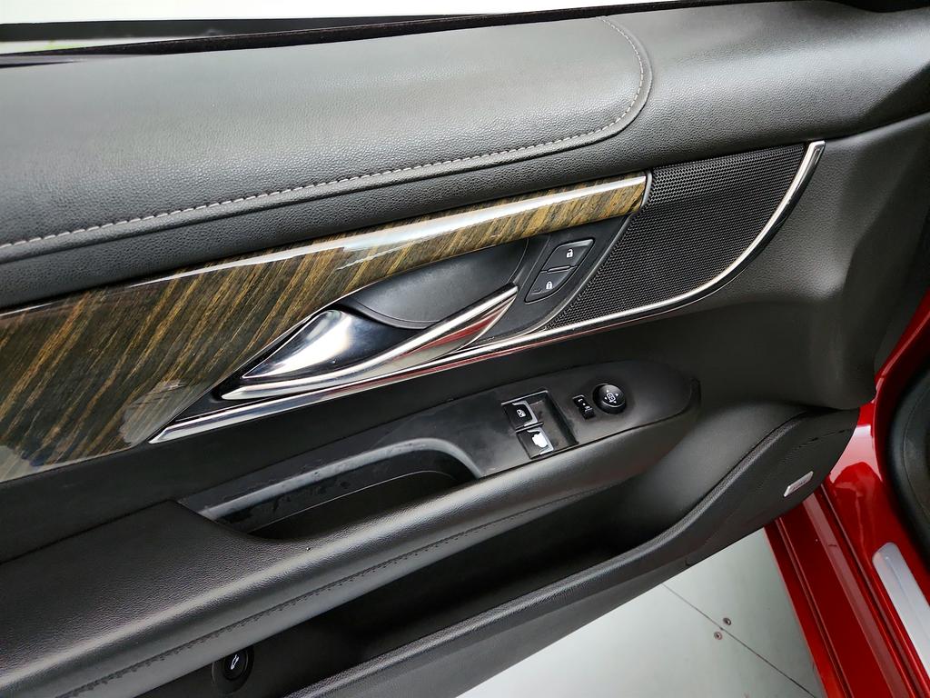 2015 Cadillac ATS photo