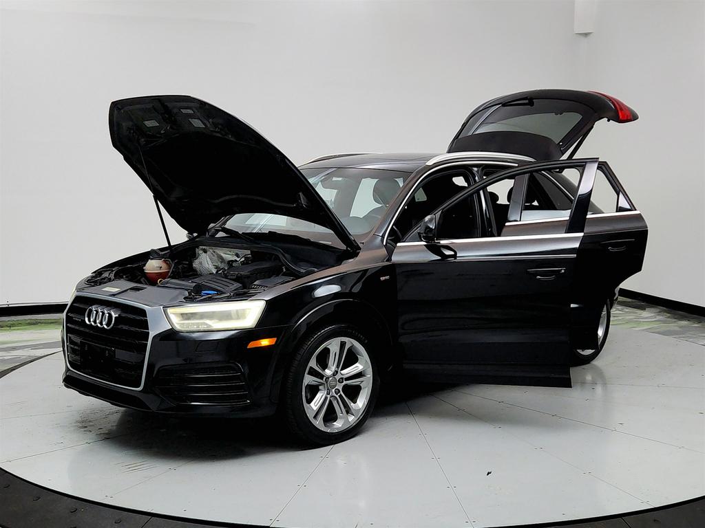 2016 Audi Q3 Prestige photo