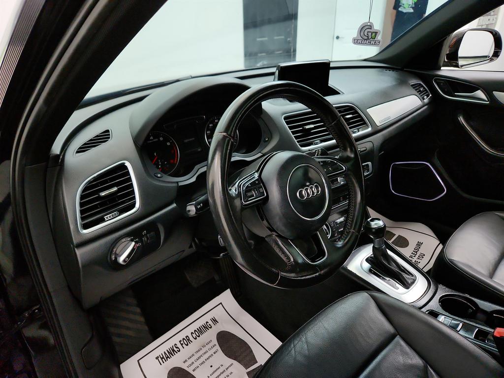 2016 Audi Q3 Prestige photo