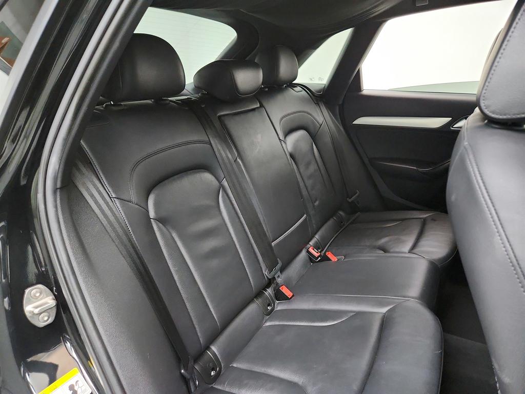 2016 Audi Q3 Prestige photo