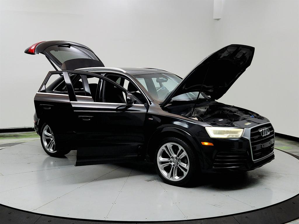 2016 Audi Q3 Prestige photo