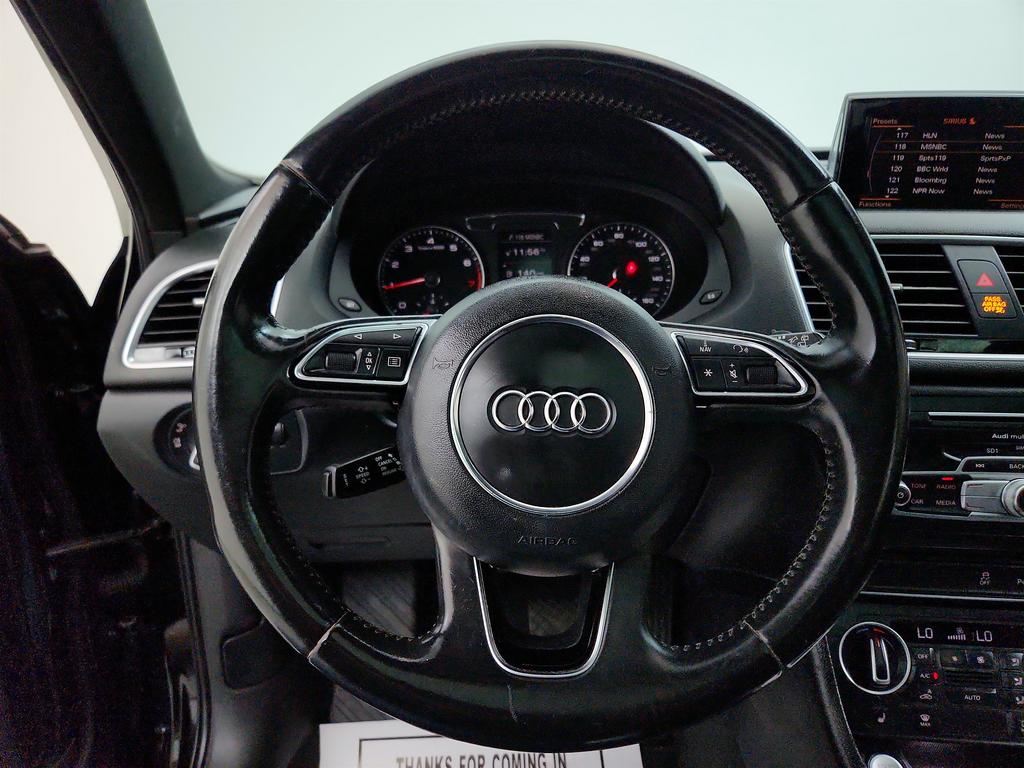 2016 Audi Q3 Prestige photo
