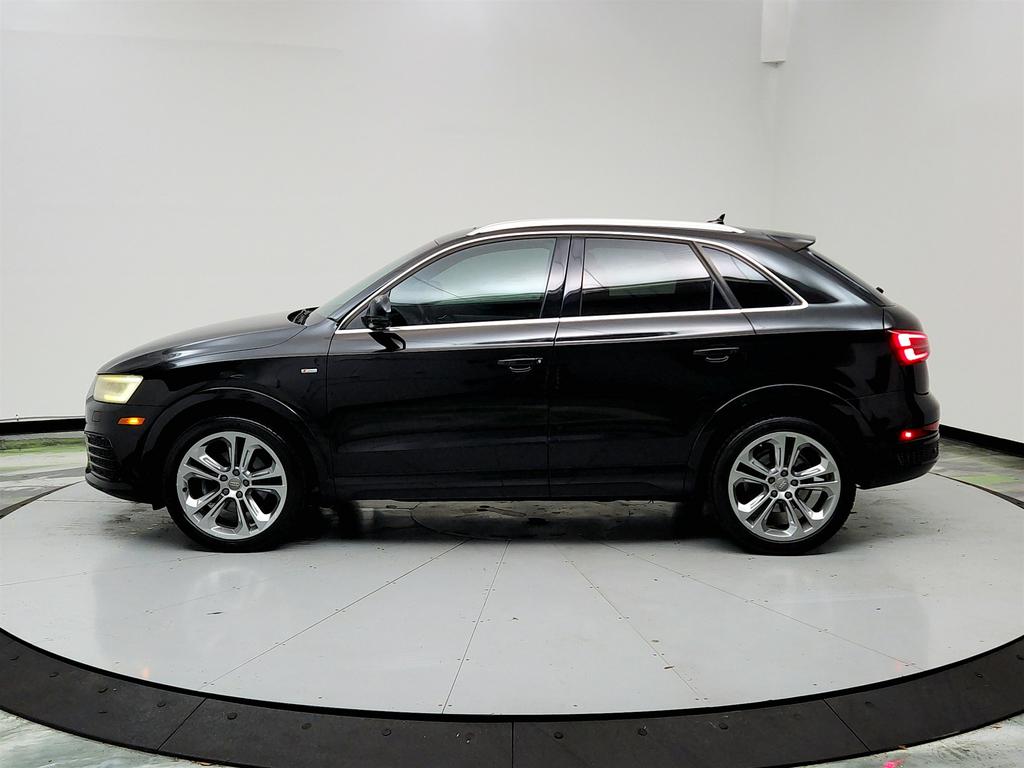 2016 Audi Q3 Prestige photo
