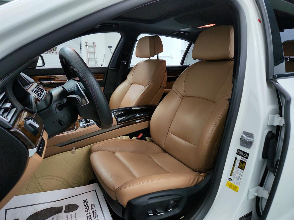 2015 BMW 7-Series 740li photo