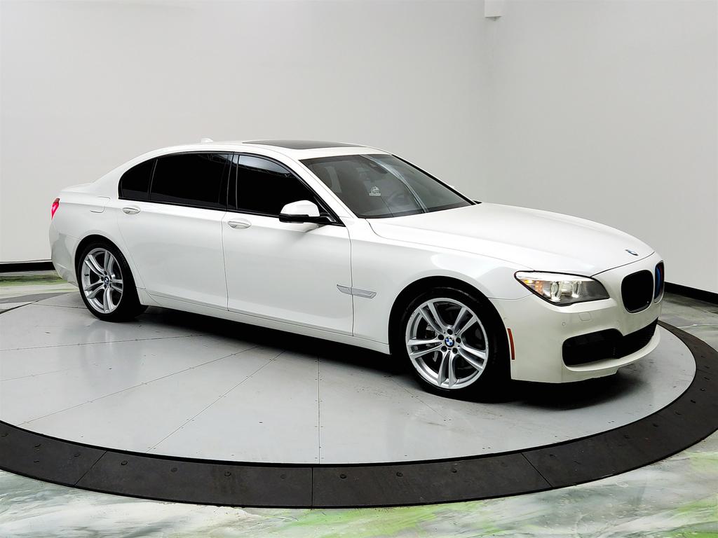 2015 BMW 7-Series 740li photo