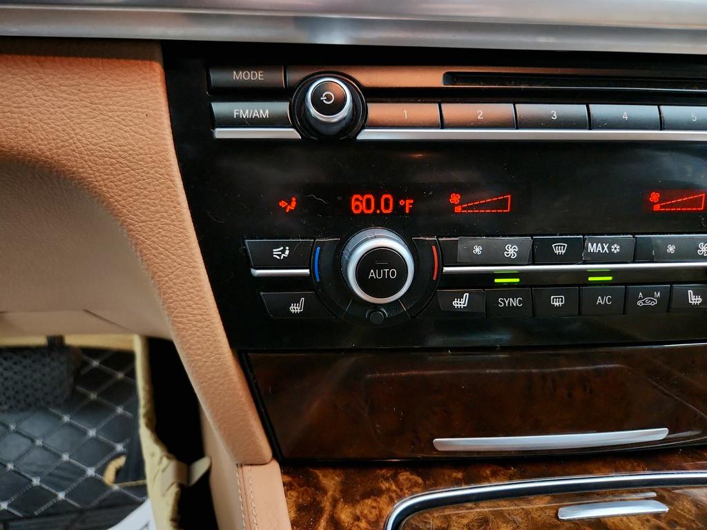 2015 BMW 7-Series 740li photo