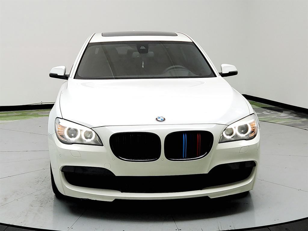 2015 BMW 7-Series 740li photo